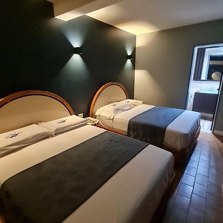 Hotel El Arroyo Каракас Экстерьер фото
