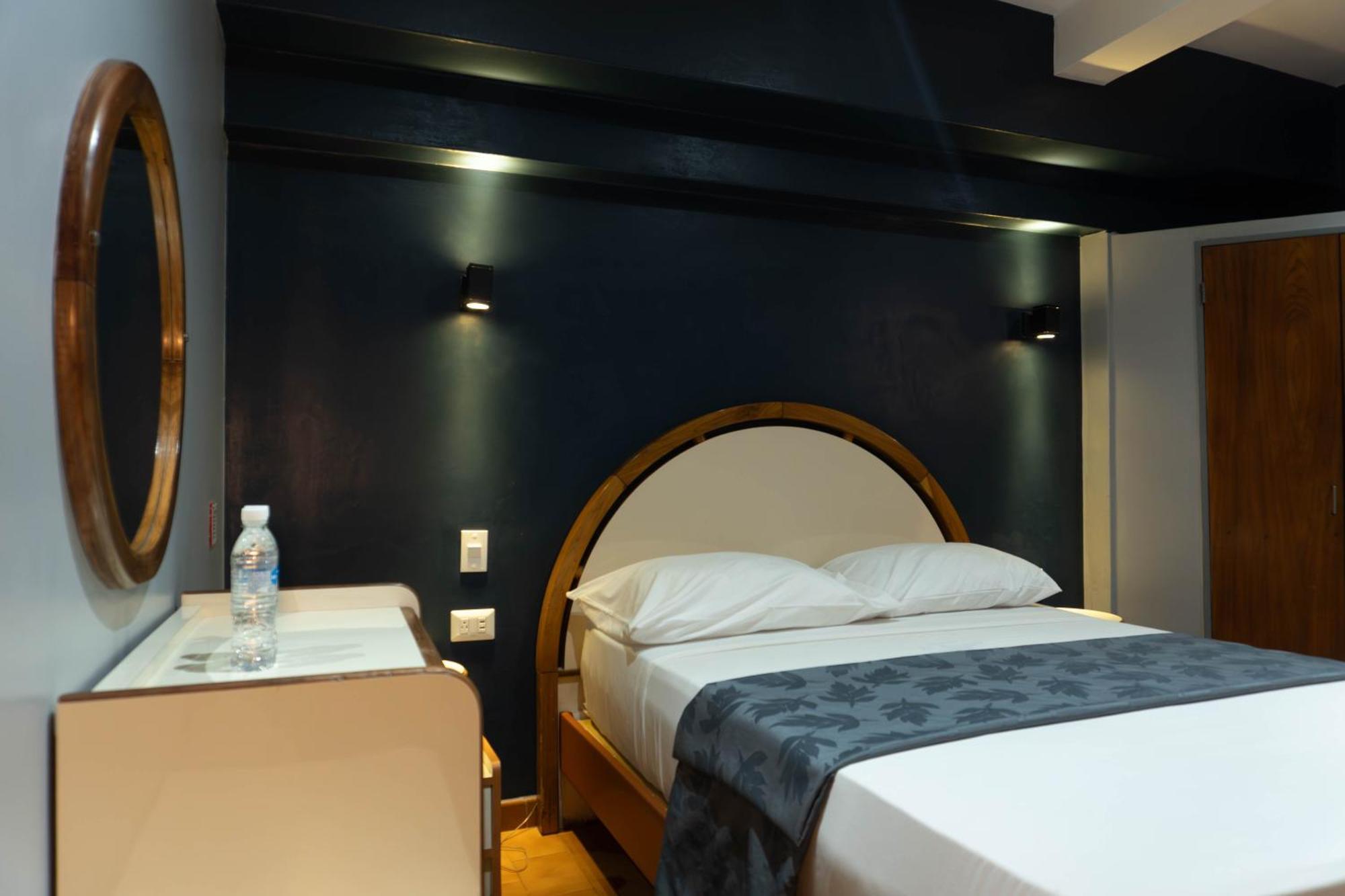 Hotel El Arroyo Каракас Экстерьер фото