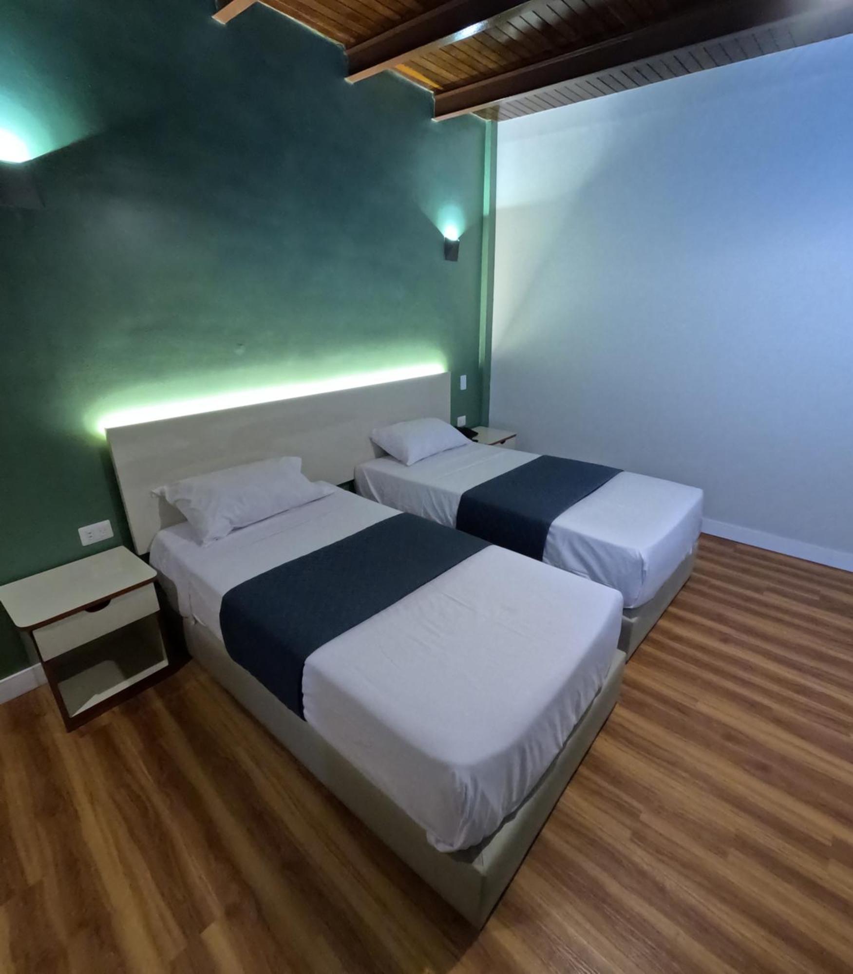 Hotel El Arroyo Каракас Экстерьер фото