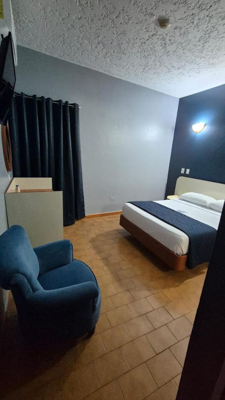 Hotel El Arroyo Каракас Экстерьер фото