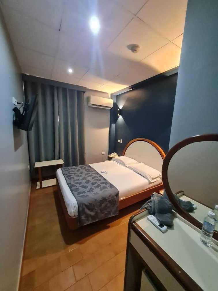 Hotel El Arroyo Каракас Экстерьер фото