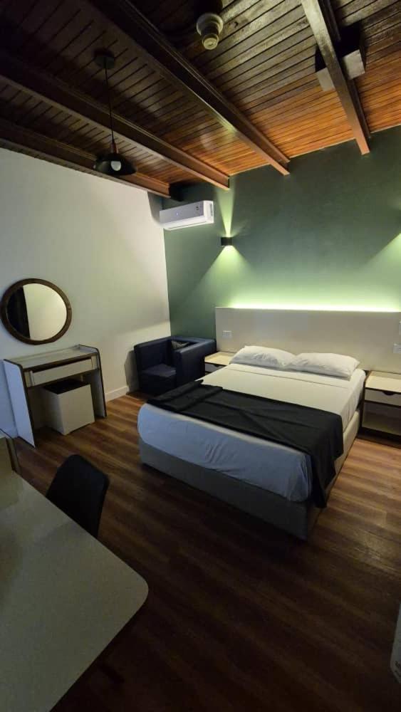 Hotel El Arroyo Каракас Экстерьер фото