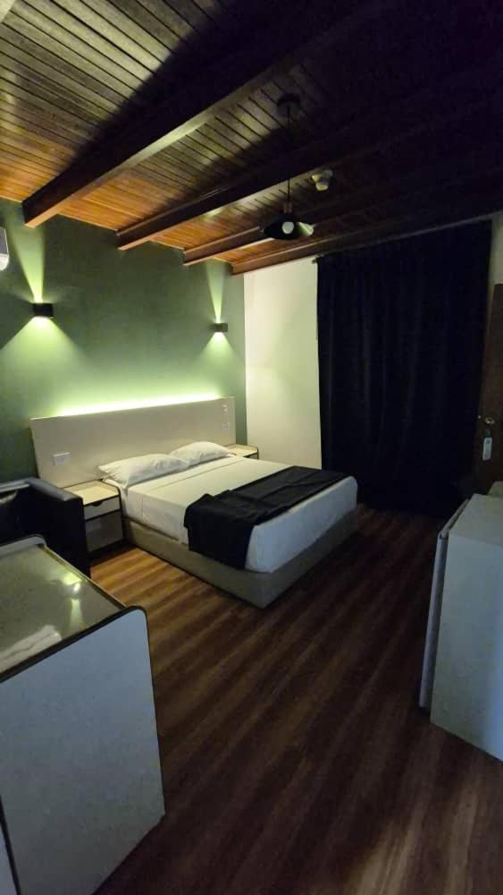 Hotel El Arroyo Каракас Экстерьер фото